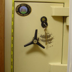 Dudley Euro graded safe with logo on keyhole