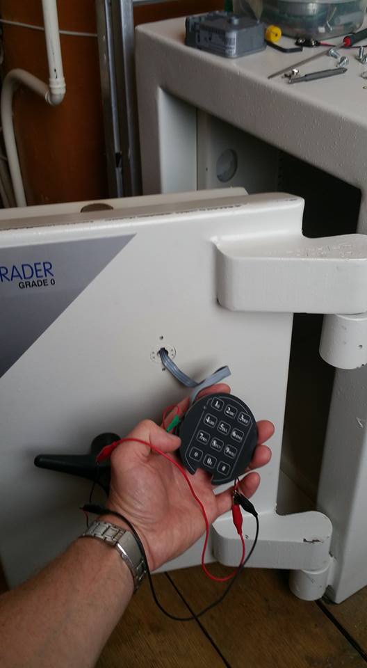 Alan Morgan Master Locksmith cracking a Guardian Eurotrader safe
