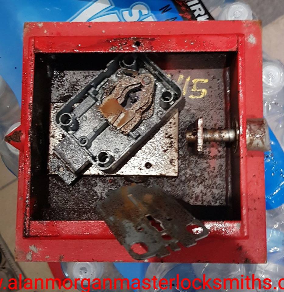Securikey under floor safe opened by Alan Morgan Master Locksmiths, Mosborough
