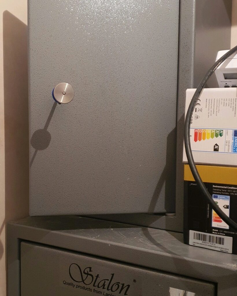 Gun Alan Master Locksmiths